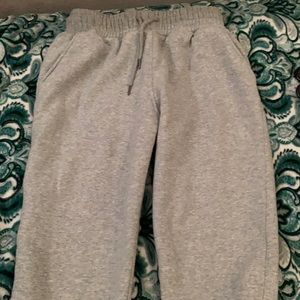gray sweat pants